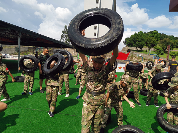 东莞114夏令营 军武道特色拓展，锻造青少年卓越素质