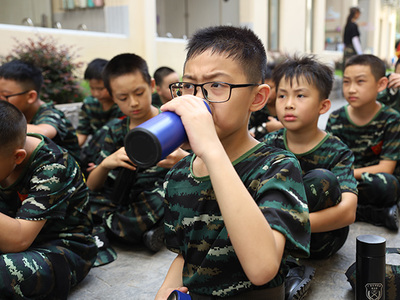 燃烧青春，超越自我 记114夏令营体能训练之旅